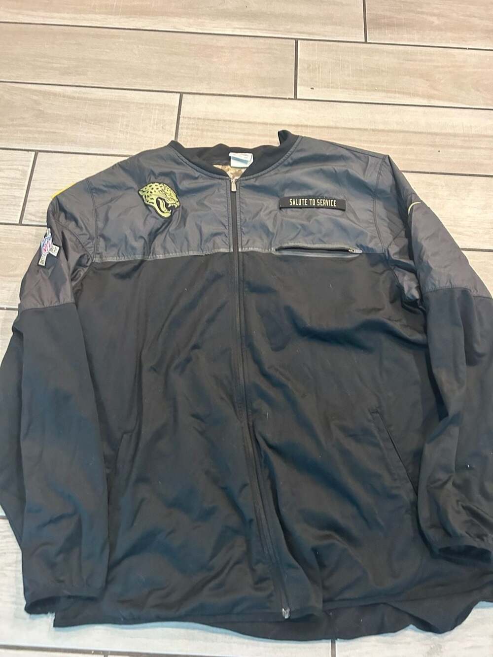 Nike Jacksonville Jaguars Salute to Service Jacket Size XXL